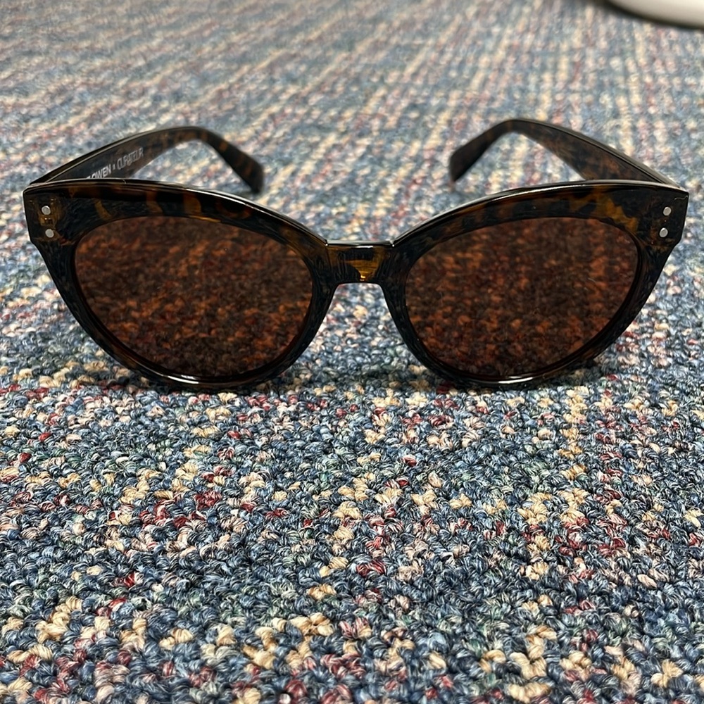 NWOT Saint Owen WYLDE Tortoise Shell Sunglasses and case